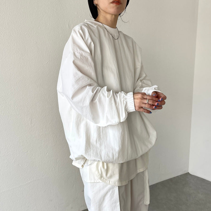 compact nylon pullover / ivory（コンパクトナイロンプルオーバー