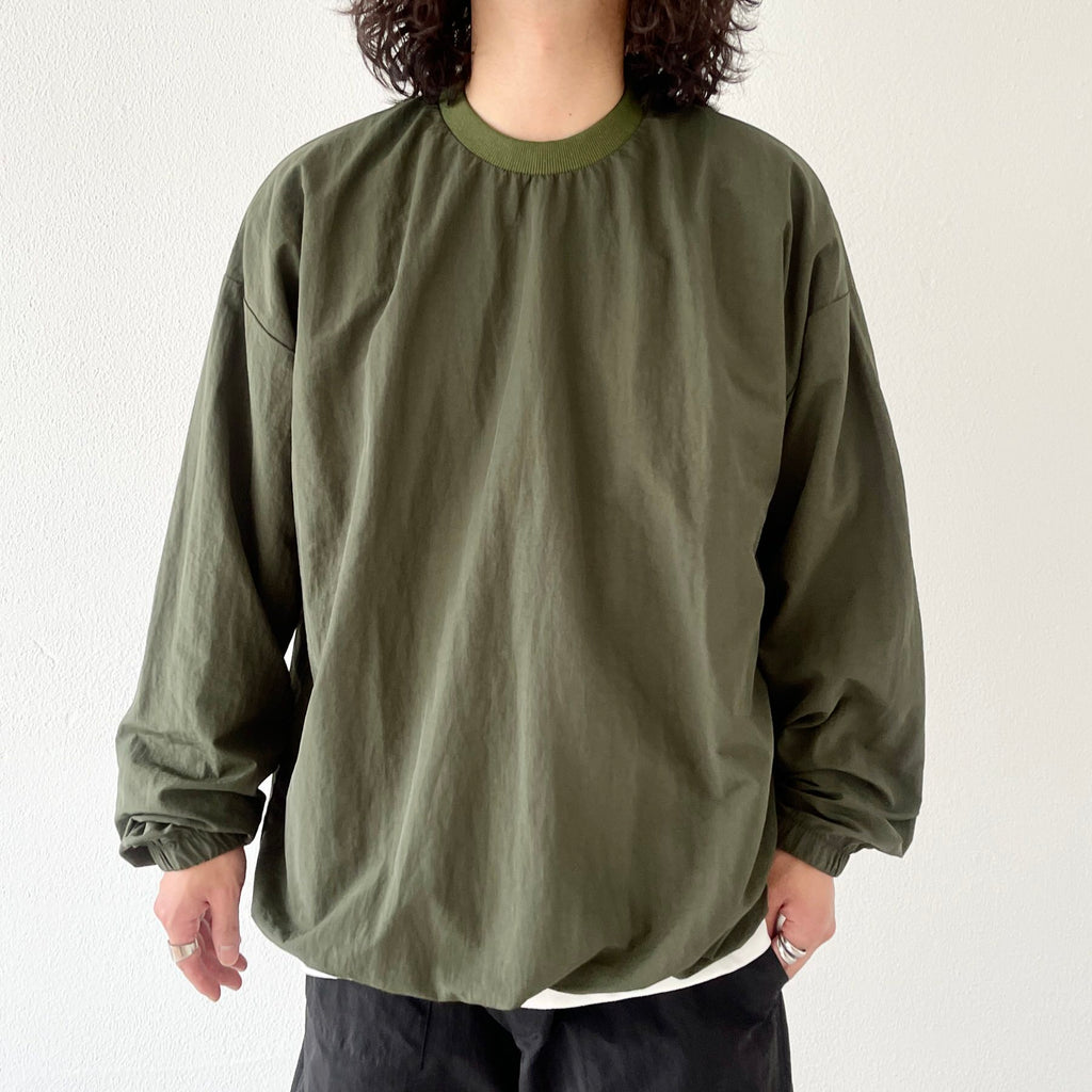 compact nylon pullover / olive（コンパクトナイロンプルオーバー