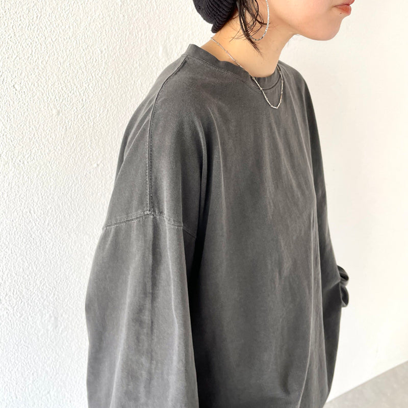 vintage like loose silhouette long sleeve / charcoal