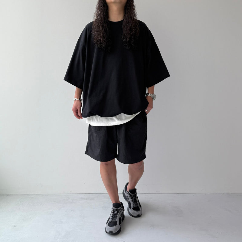 NAPATA MELLOE 黒の刺繍入り割烹着 バルーンスリーブ NAPATA MELLOE 黒の刺繍入り割烹着 バルーンスリーブ NAPATA MELLOE 黒