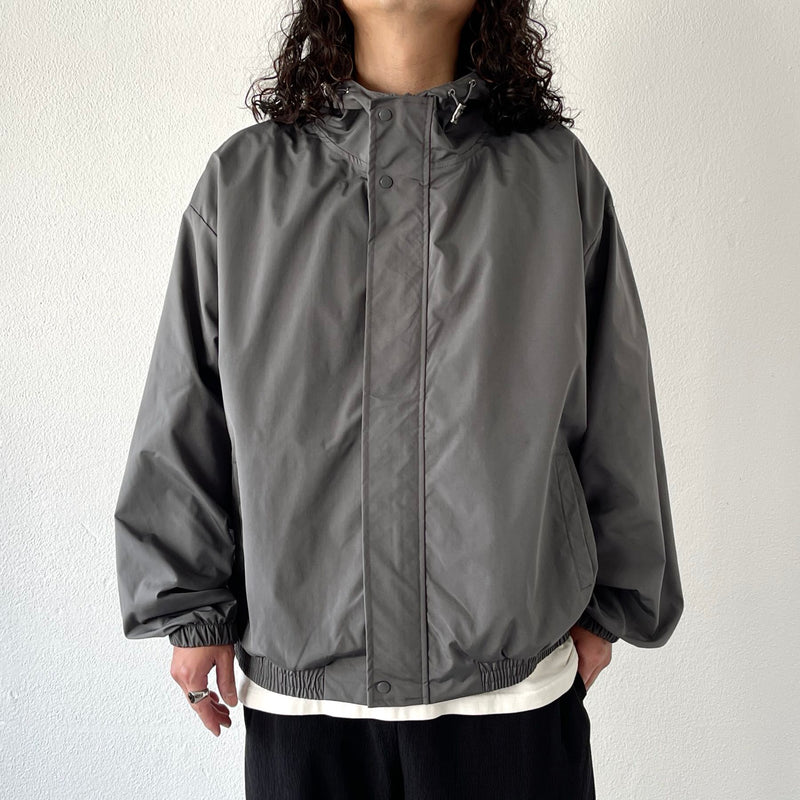 loose silhouette nylon mountain parker / charcoal（ルーズ 