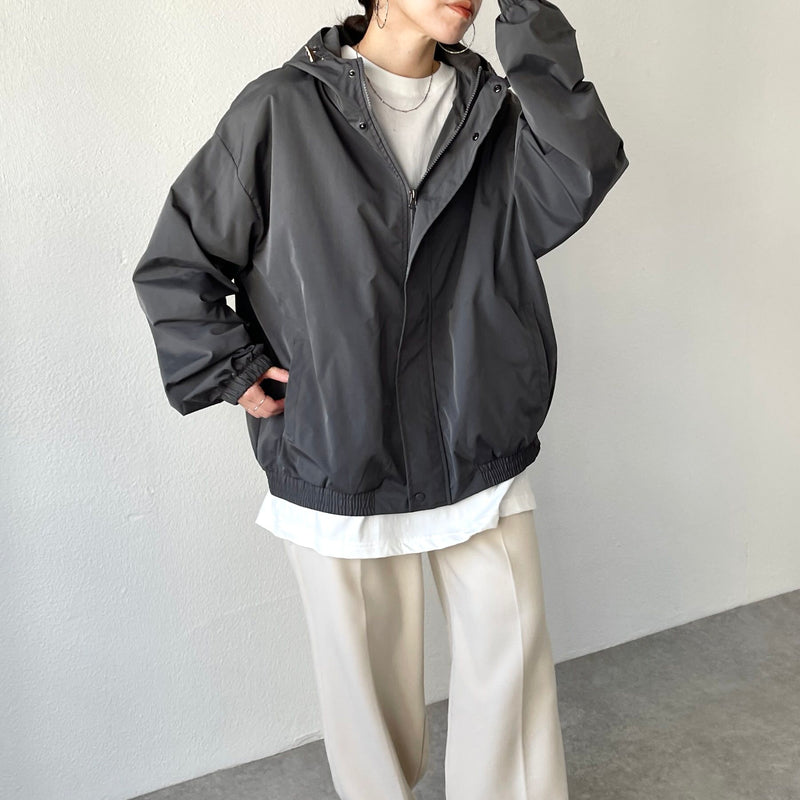 loose silhouette nylon mountain parker / charcoal（ルーズ