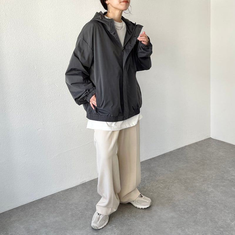 loose silhouette nylon mountain parker / charcoal（ルーズ