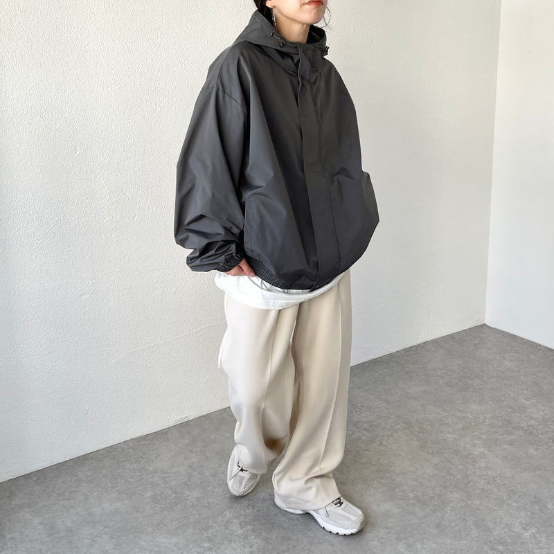 loose silhouette nylon mountain parker / charcoal（ルーズ 
