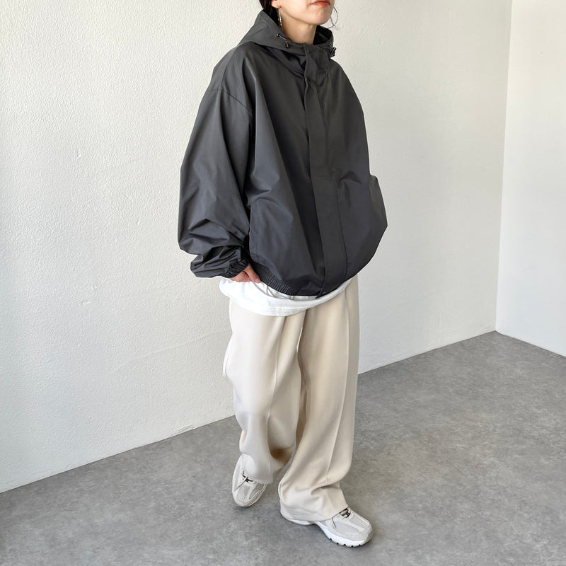 loose silhouette nylon mountain parker / charcoal（ルーズ