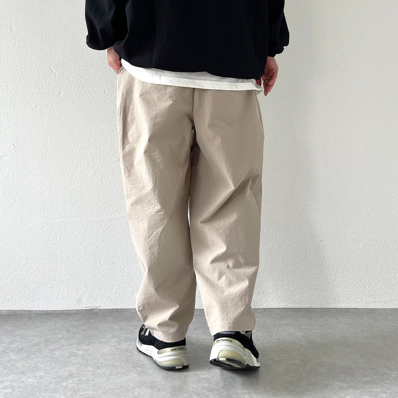 tuck wide pants / beige（タックワイドパンツ / ベージュ） | natto | ナット 公式オンラインショップ