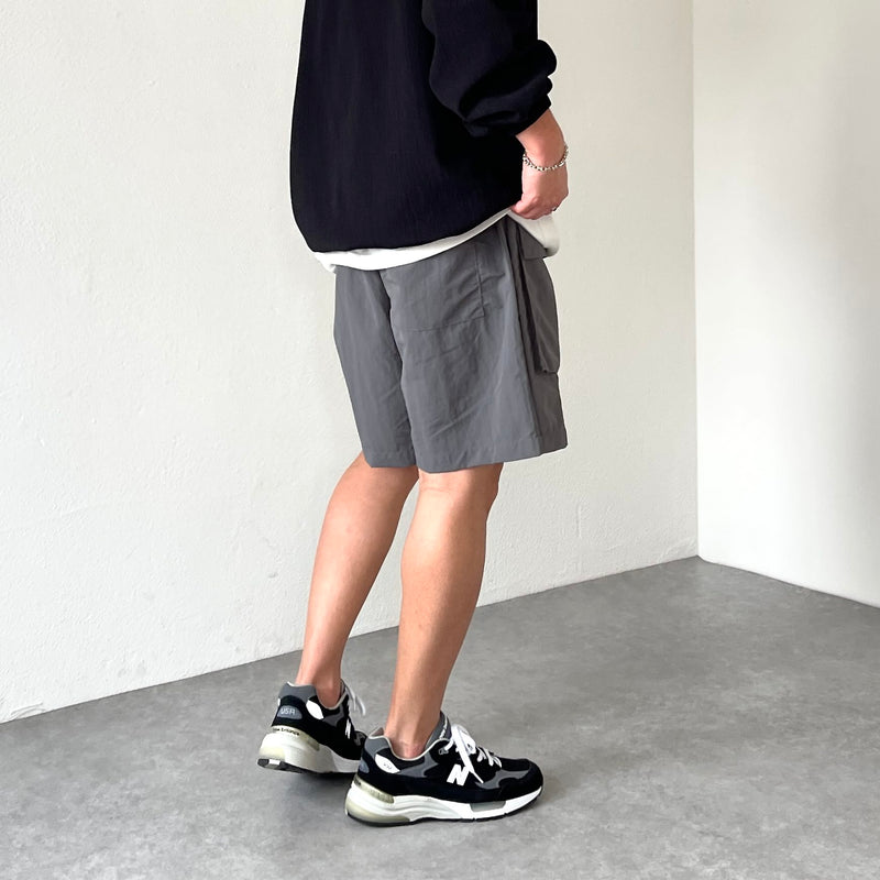 loose silhouette nylon cargo shorts / charcoal（ルーズシルエットナイロンカーゴショーツ / チャコール）  | natto | ナット 公式オンラインショップ