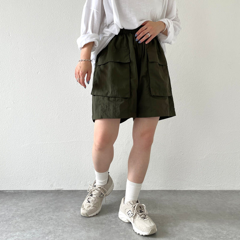 loose silhouette nylon cargo shorts / olive（ルーズ