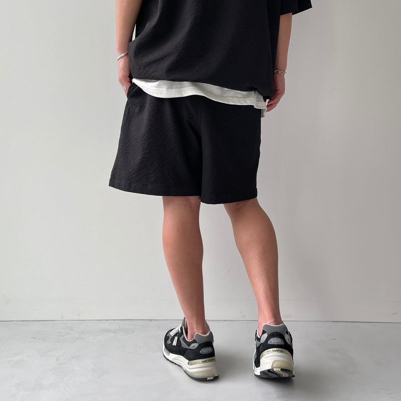 loose silhouette seersucker relax shorts / black（ルーズシルエット