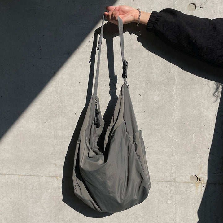 compact nylon bag / charcoal（コンパクトナイロンバッグ / グレー） | natto | ナット 公式オンラインショップ