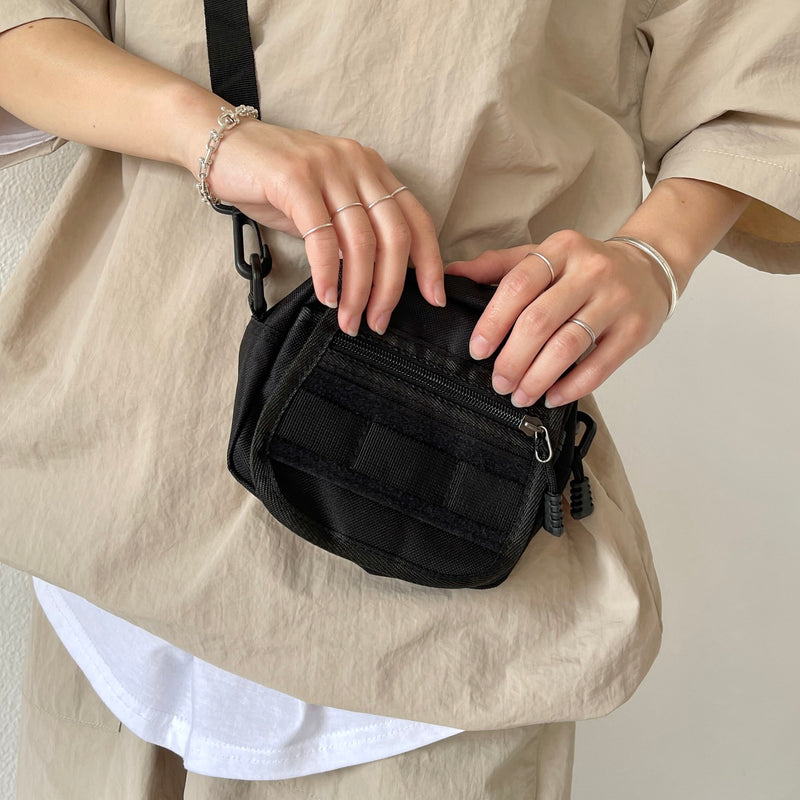 quick pocket mini shoulder bag / black（クイックポケットミニ ...