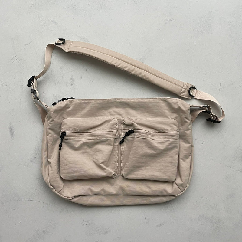 【SAMPLE】double pocket shoulder bag / ivoryディティール画像