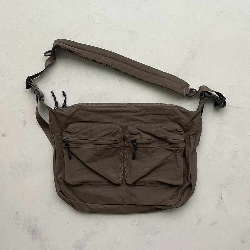 【SAMPLE】double pocket shoulder bag / khakiディティール画像