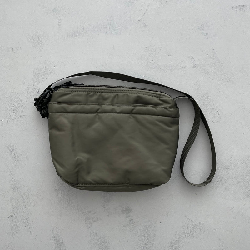 【SAMPLE】basic mini sacoche / oliveディティール画像