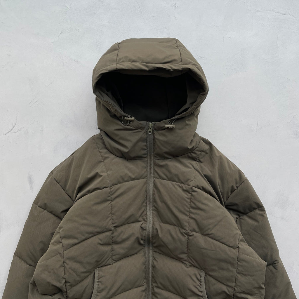【SAMPLE】puffer jacket / khaki | natto | ナット 公式オンラインショップ