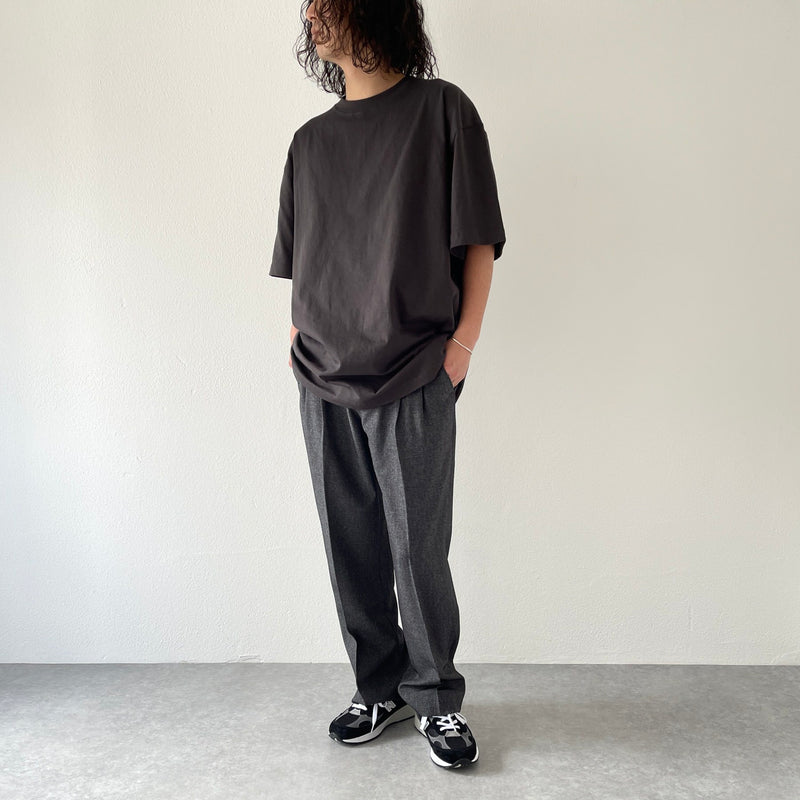 double tuck slacks pants / gray