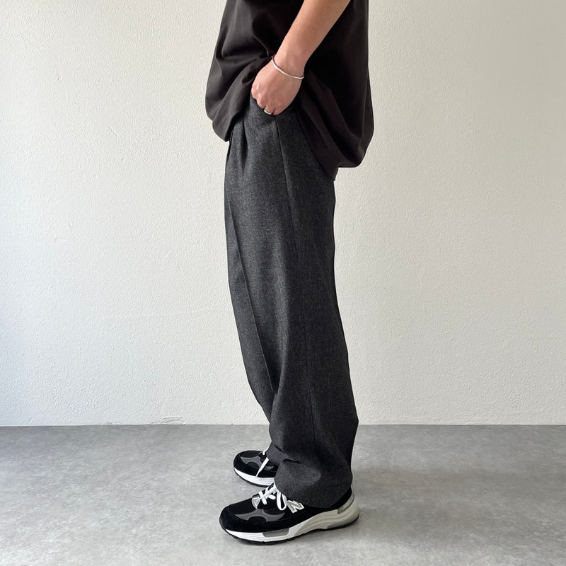 double tuck slacks pants / gray（ダブルタックスラックスパンツ