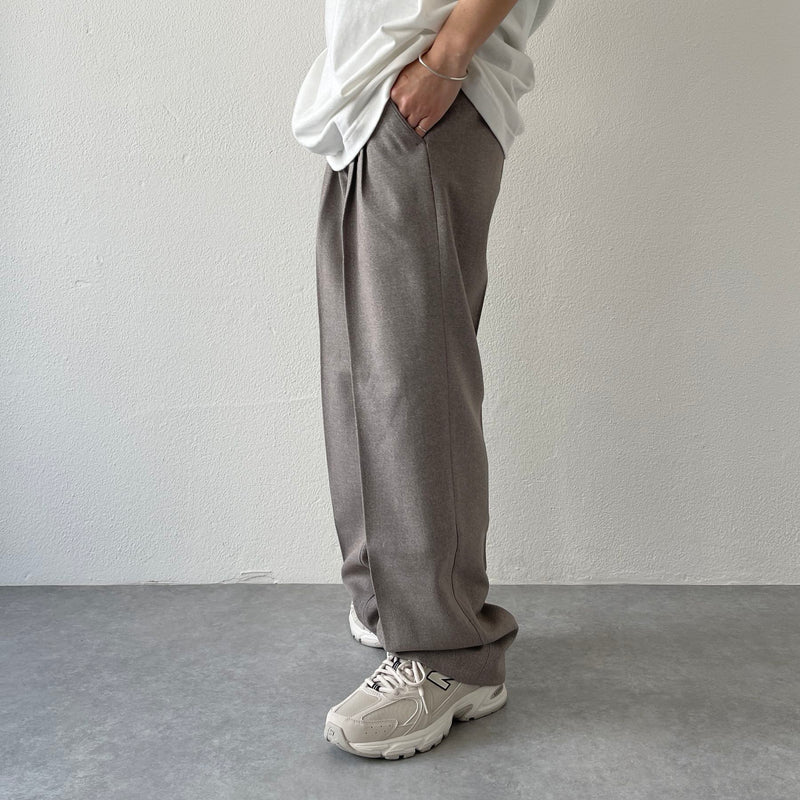 double tuck slacks pants / beige（ダブルタックスラックスパンツ