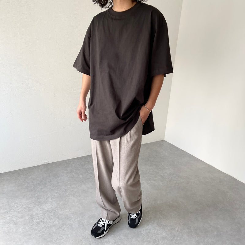 double tuck slacks pants / beige（ダブルタックスラックスパンツ