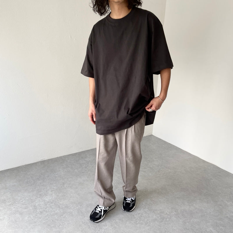 double tuck slacks pants / beige（ダブルタックスラックスパンツ