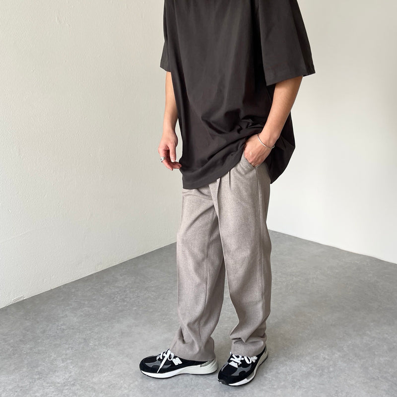 double tuck slacks pants / beige（ダブルタックスラックスパンツ